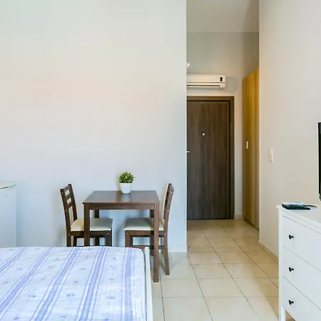 Pinia - S6 - Mpolo Pensjonat